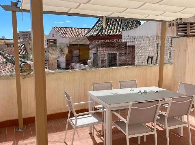 ático Moderno Con Terraza Privada En Centro Appartamento