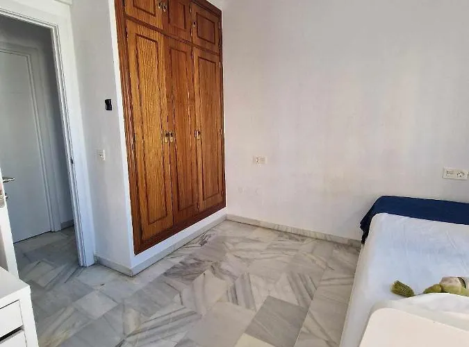 ático Moderno Con Terraza Privada En Centro