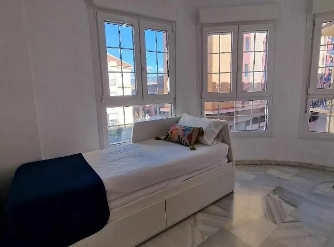 ático Moderno Con Terraza Privada En Centro Málaga