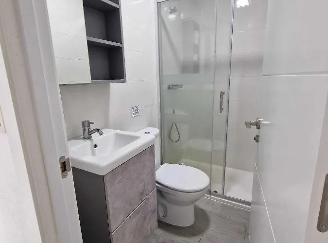 ático Moderno Con Terraza Privada En Centro *